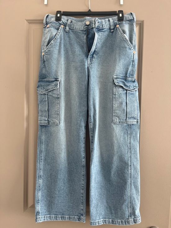 GAP Denim - Gap 90s Loose Cargo mid rise jeans